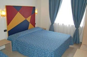 Отель Mare Blu  Джиойоза Марея